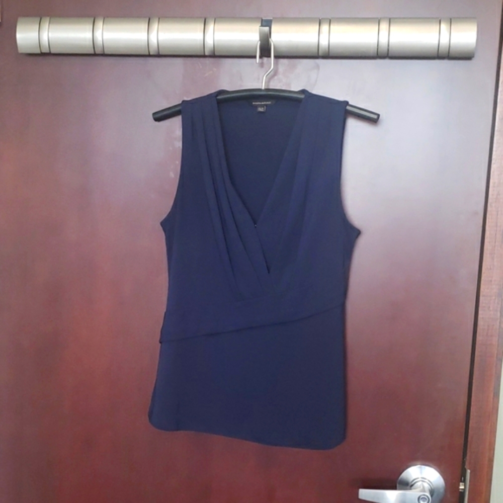 Banana Republic XS Crossfront blouse